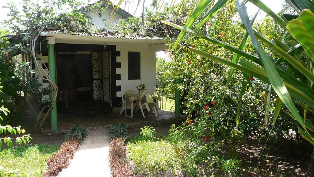 African Dream Cottages - Diani Beach Room photo