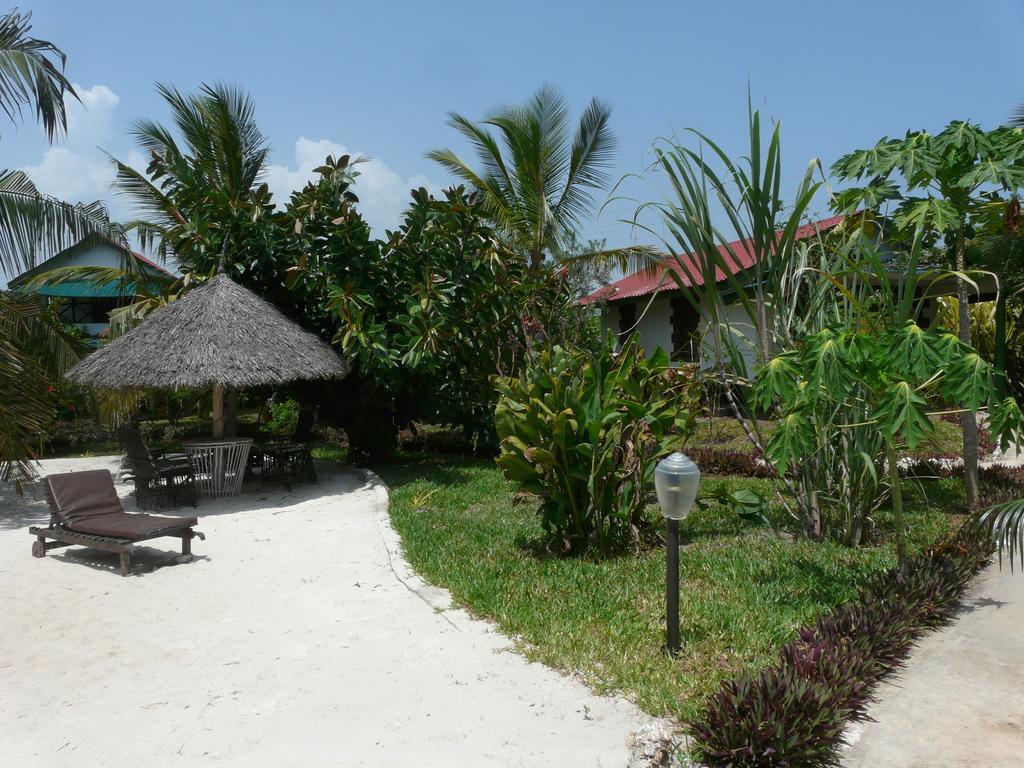 African Dream Cottages - Diani Beach Exterior photo